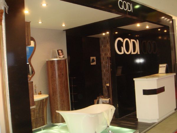  Выставочный стенд компании GODI